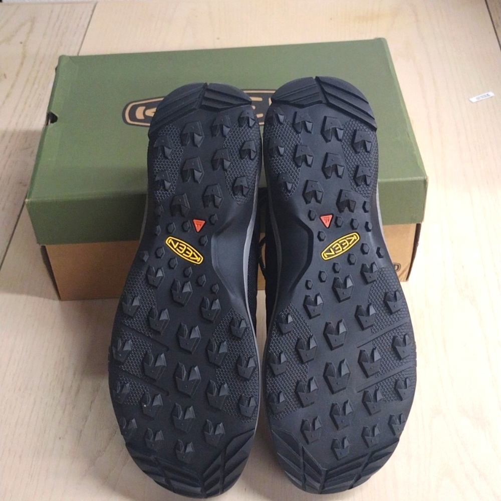 KEEN EXPLORE VENT Hiking Shoes! - Picture 4 of 5
